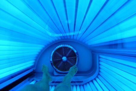 tanning bed 165167 1280
