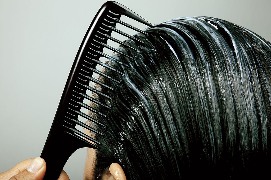 how-to-make-coarse-hair-soft-and-silky-naturally-8-best-tips-for-dry-hair