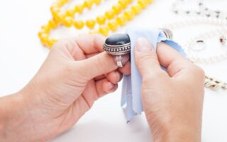 How To Polish Jewellery