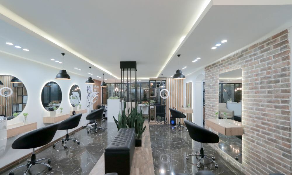 How to Improve Customer Experience at Your Newly Started Salon Parlor